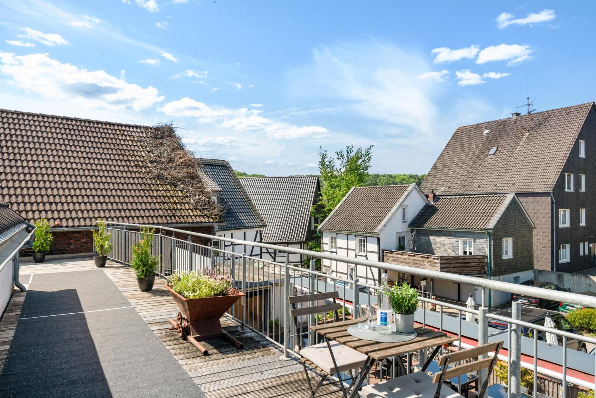 Mola Apartments-Charmante Ferienwohnung Im Herdecke Zentrum Fuer 3 Personen-Grosse Dachterrasse-Grill-Gratis Parken-Wlan Eksteriør bilde