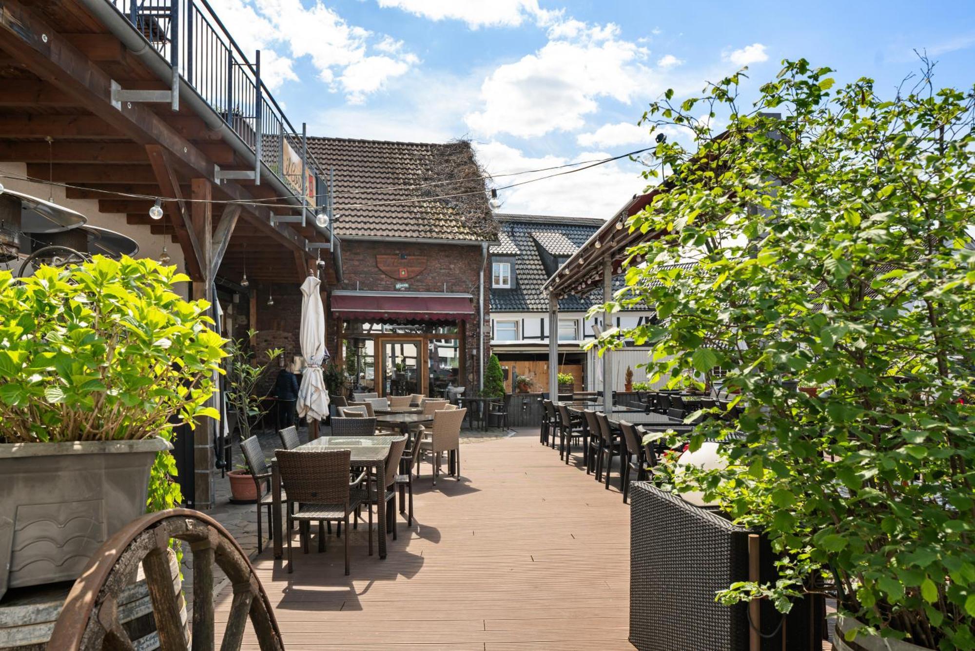 Mola Apartments-Charmante Ferienwohnung Im Herdecke Zentrum Fuer 3 Personen-Grosse Dachterrasse-Grill-Gratis Parken-Wlan Eksteriør bilde